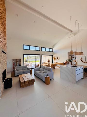 Maison à vendre 7 pièces 220 m² Mios