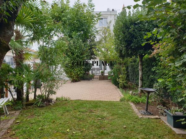 Royan (17200) ROYAN MAison 175m2 jardin garage PLAGE du CHAY au prix de 667.800€ HAI