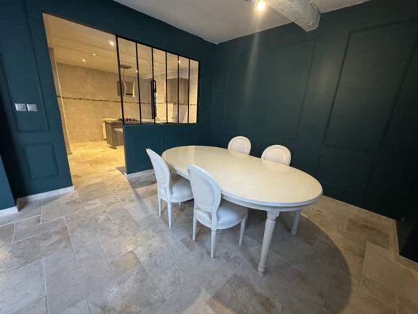 Maison rénovée avec terrasse et garage au Péage-de-Roussillon