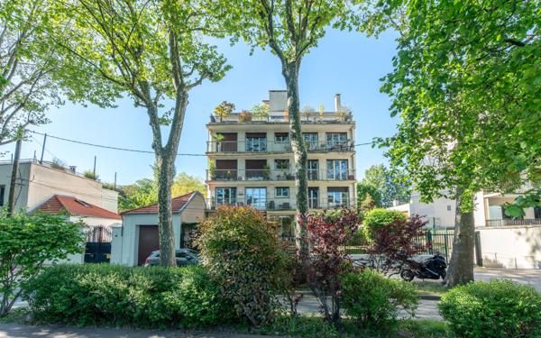 Appartement à vendre    4 pièces • 98,23 m2 Saint-Maur-des-Fossés