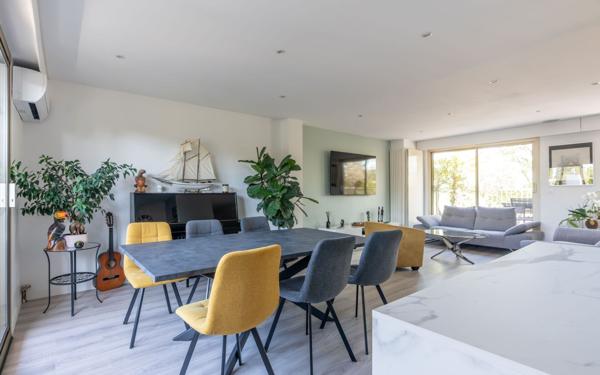 Appartement à vendre    4 pièces • 98,23 m2 Saint-Maur-des-Fossés