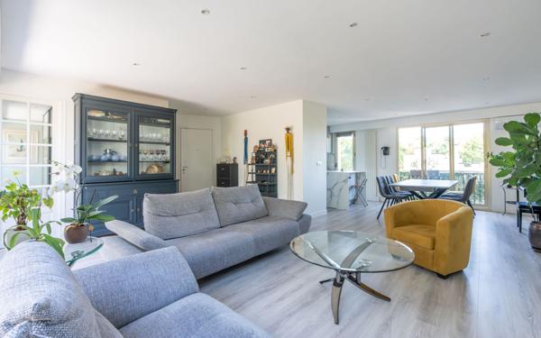 Appartement à vendre    4 pièces • 98,23 m2 Saint-Maur-des-Fossés