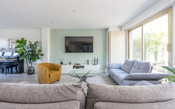 Appartement à vendre    4 pièces • 98,23 m2 Saint-Maur-des-Fossés