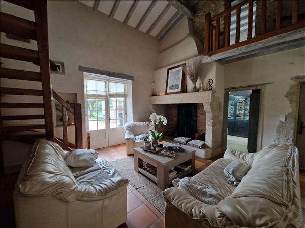 Maison à vendre |  Condom |  9 pièces | 225 m²