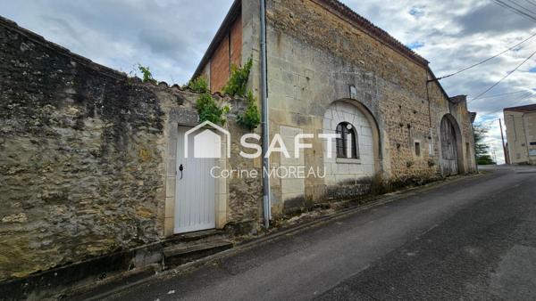 Très belle grange avec habitation à rénovée et cour intérieur
