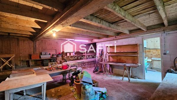 Très belle grange avec habitation à rénovée et cour intérieur