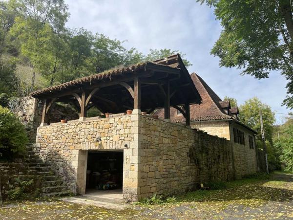 Maison ancienne - Figeac SECTEUR FIGEAC - Charmante maison en pierre - 143 m²