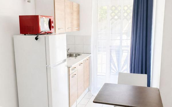 Immeuble à vendre    11 pièces •  Basse-Terre