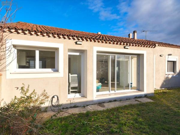 Maison restaurée à vendre à Saint-Martin-de-Crau dans les Bouches-du-Rhône (13310), ref : 075:192 CENTRE Maison restaurée à vendre à Saint-Martin-de-Crau dans les Bouches-du-Rhône (13310), ref : 075:192 CENTRE Maison restaurée à vendre à Saint-Martin-de-Crau dans les Bouches-du-Rhône (13310), ref : 075:192 CENTRE