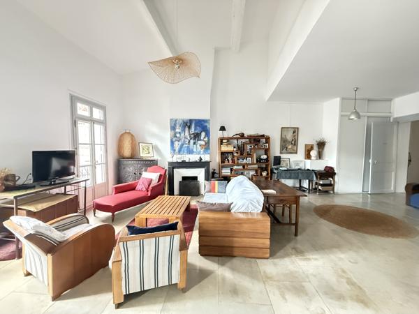 Montpellier (34000) À vendre à Montpellier, centre historique, Ecusson,appartement familial