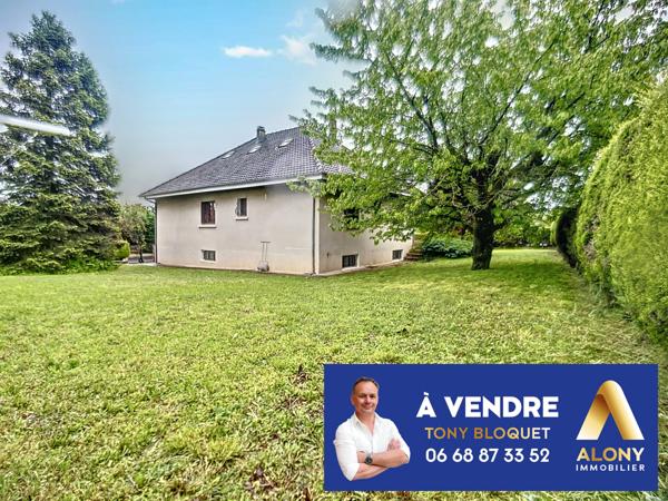 Saint-Bonnet-de-Mure (69720) ST BONNET DE MURE - SUR LES HAUTEURS