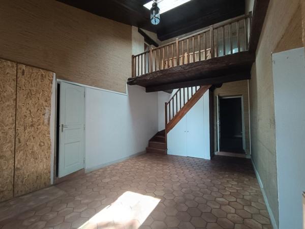 Maison à vendre |  Fargues-Saint-Hilaire |  10 pièces | 361 m²