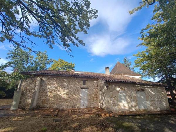 Maison à vendre |  Fargues-Saint-Hilaire |  10 pièces | 361 m²