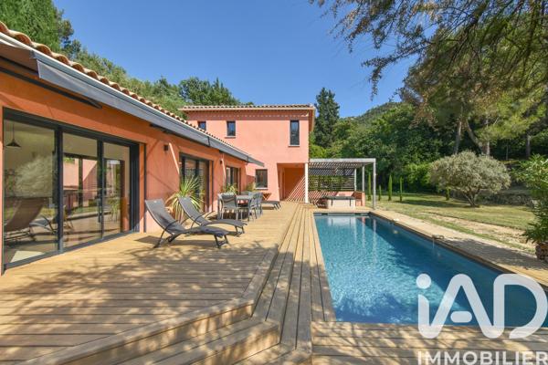 Location maison 5 pièces 150 m² Roquevaire