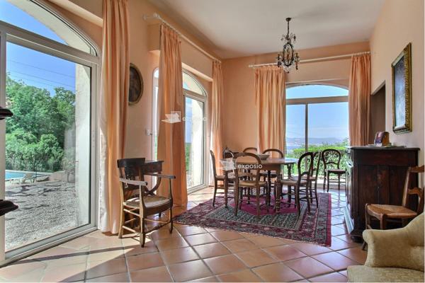 Propriété d'exception - Vue panoramique mer vallée de St-Côme 2 250 000  - La Cadière d'Azur