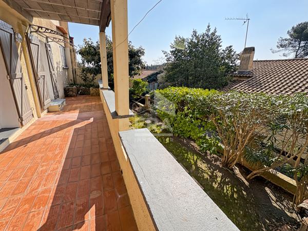 Les Pennes Mirabeau - T4 de 88m2 + dépendance de 39m2 + annexe sur parcelle de 187m2 au calme absolu