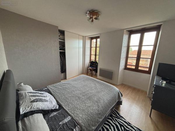 Immeuble de rapport à vendre à Bagnac-sur-Célé dans le Lot (46270), ref : 46030/IMMR/504