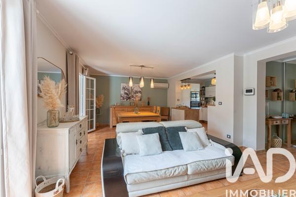 Maison à vendre 4 pièces 101 m² Gignac-la-Nerthe