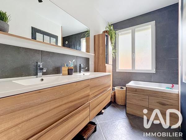 Maison à vendre 5 pièces 125 m² Les Villages Vovéens