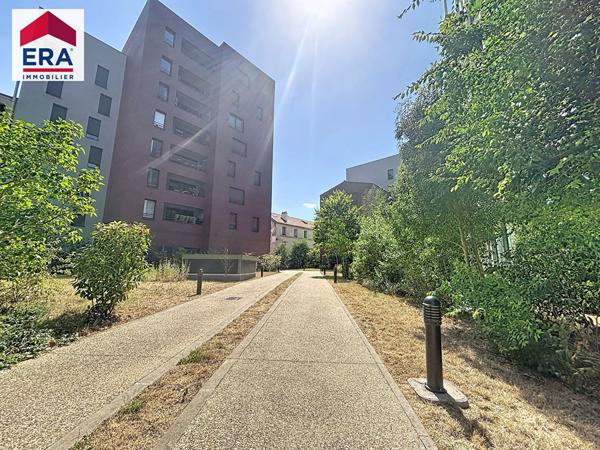 APPARTEMENT 4 PIECES 78M² - TERRASSE + PARKING - COPROPRIETE RECENTE