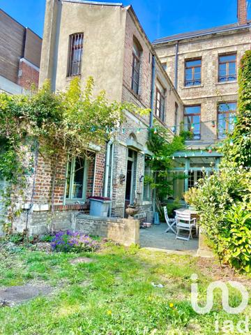 Maison à vendre 8 pièces 265 m² Saint-Quentin