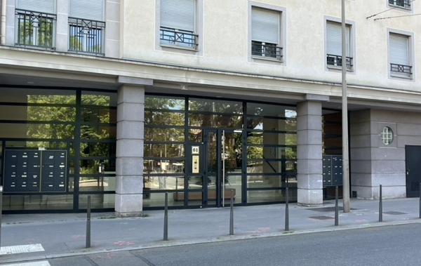 Vente Appartement P4 Avec garage double à rafraîchir Lyon 4ème   