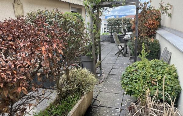 Vente Appartement P4 Avec garage double à rafraîchir Lyon 4ème   