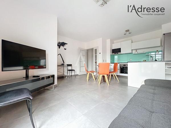 PUTEAUX/ Quartier des Arts - Appartement 2 pièces 46m² et 1 Parking