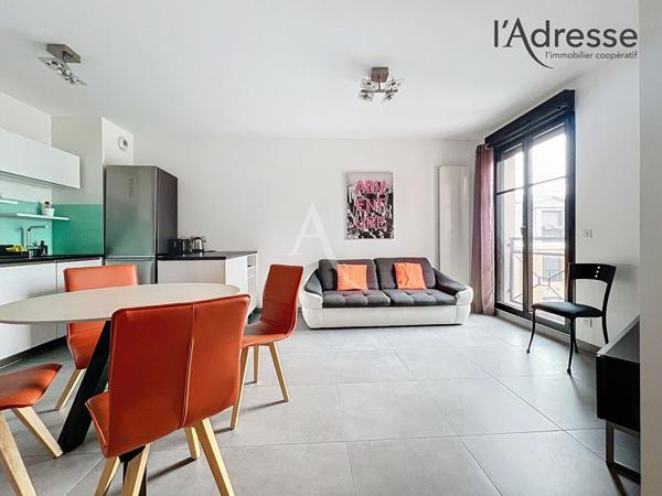 PUTEAUX/ Quartier des Arts - Appartement 2 pièces 46m² et 1 Parking