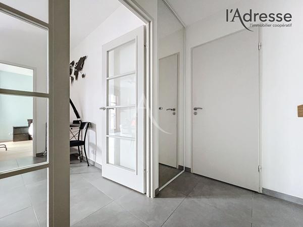 PUTEAUX/ Quartier des Arts - Appartement 2 pièces 46m² et 1 Parking