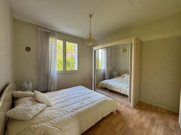 Maison semi enterré à Penne-d’Agenais