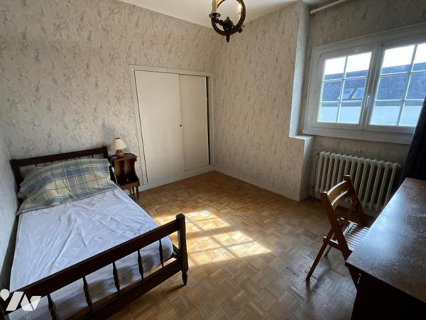 PLOEMEUR - BOURG - Maison de 101m² a proximité immédiate du bourg.