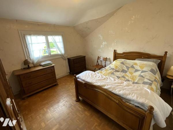 PLOEMEUR - BOURG - Maison de 101m² a proximité immédiate du bourg.