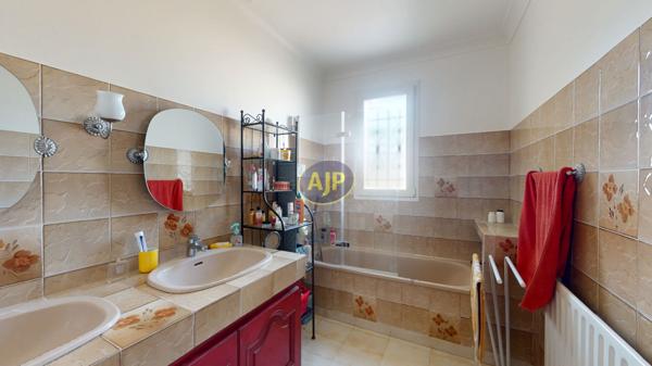 Vente maison Begles : 471 000 € - AJP Immobilier Bordeaux Nansouty