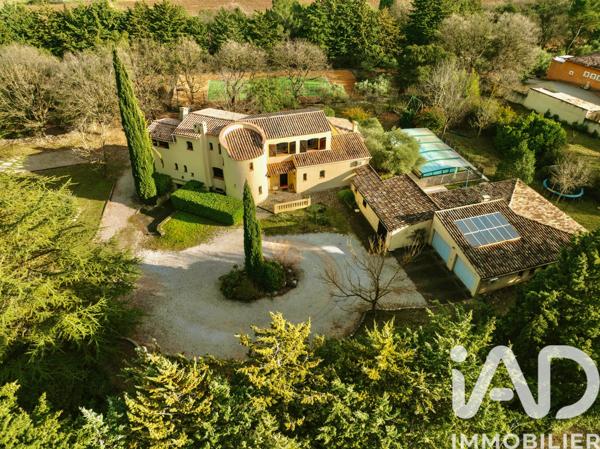 Maison à vendre 10 pièces 270 m² Saint-Maximin-la-Sainte-Baume