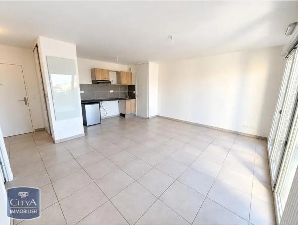 Appartement à louer 2 pièces 43.28m² Limoges (87000)