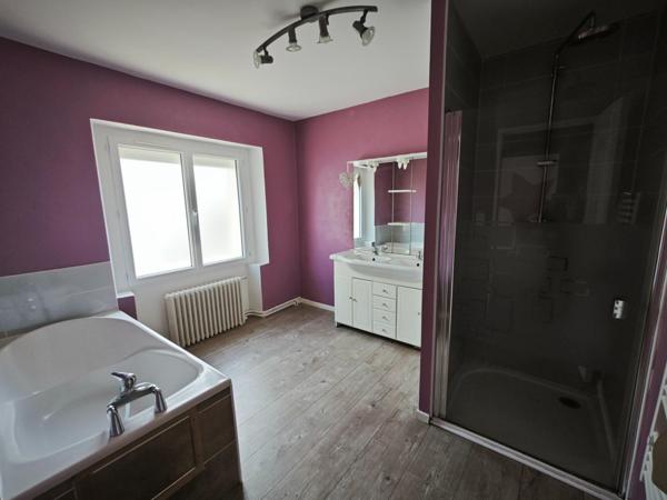 Maison de ville spacieuse