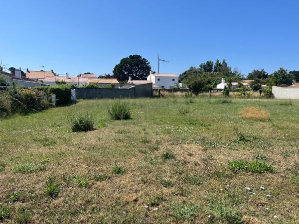 Terrain viabilisé avec permis de construire