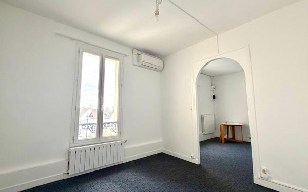 Appartement à louer    2 pièces • 25,23 m2 Joinville-le-Pont