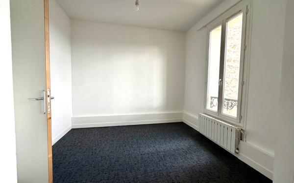 Appartement à louer    2 pièces • 25,23 m2 Joinville-le-Pont