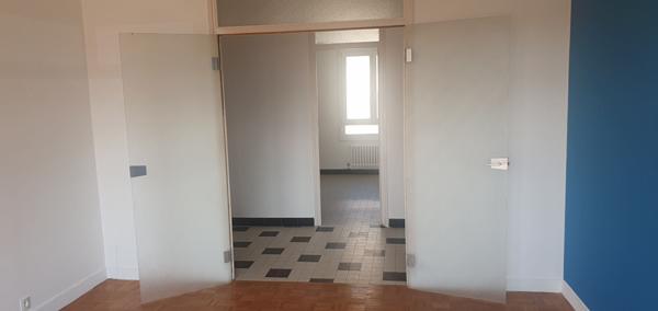 Appartement Bourg En Bresse 4 pièces 81.08 m2 + Cave