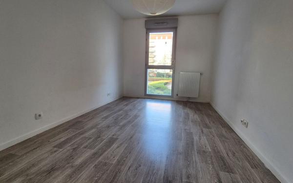 Appartement à vendre    3 pièces • 62,18 m2 Cergy