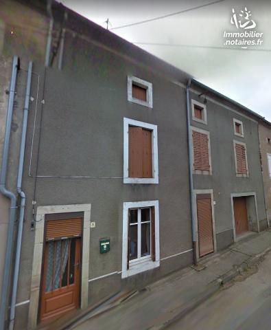 Une maison à usage d'habitation, comprenant