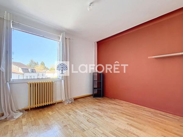 Achat maison Secondigny - 12 pièce(s) - 278 m² - 209 300 €