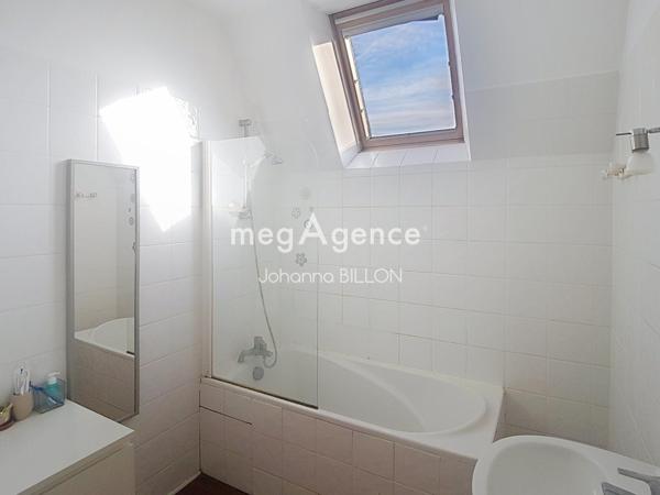 Maison à ESVRES, 37320 - 4 pièces 92m²