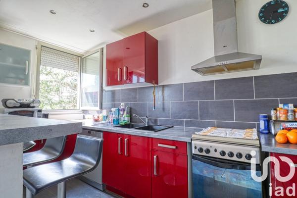 Appartement à vendre 4 pièces 70 m² Saint-Leu-la-Forêt