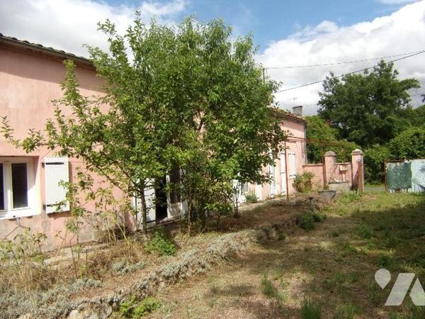 MAISON EN PIERRE  A RENOVER