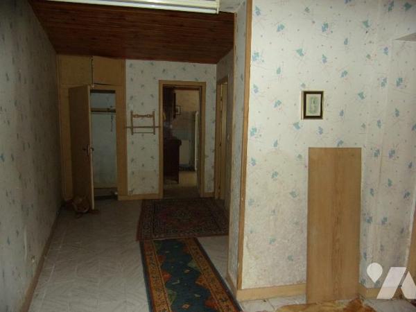 MAISON EN PIERRE  A RENOVER