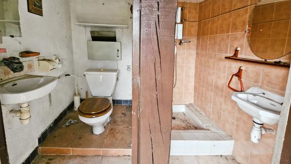 Sainte-Anastasie-sur-Issole (83136) À VENDRE, Sainte-Anastasie sur Issolle, maison 5 pièces