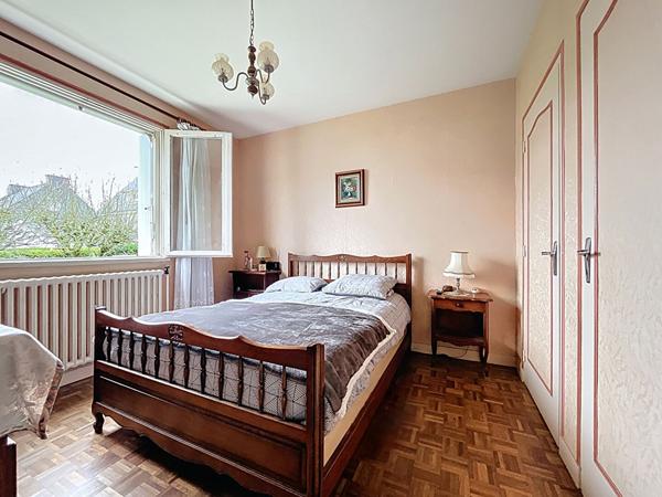 Maison Quimperlé 2 chambres, sous-sol, proche tout commerces et commodités